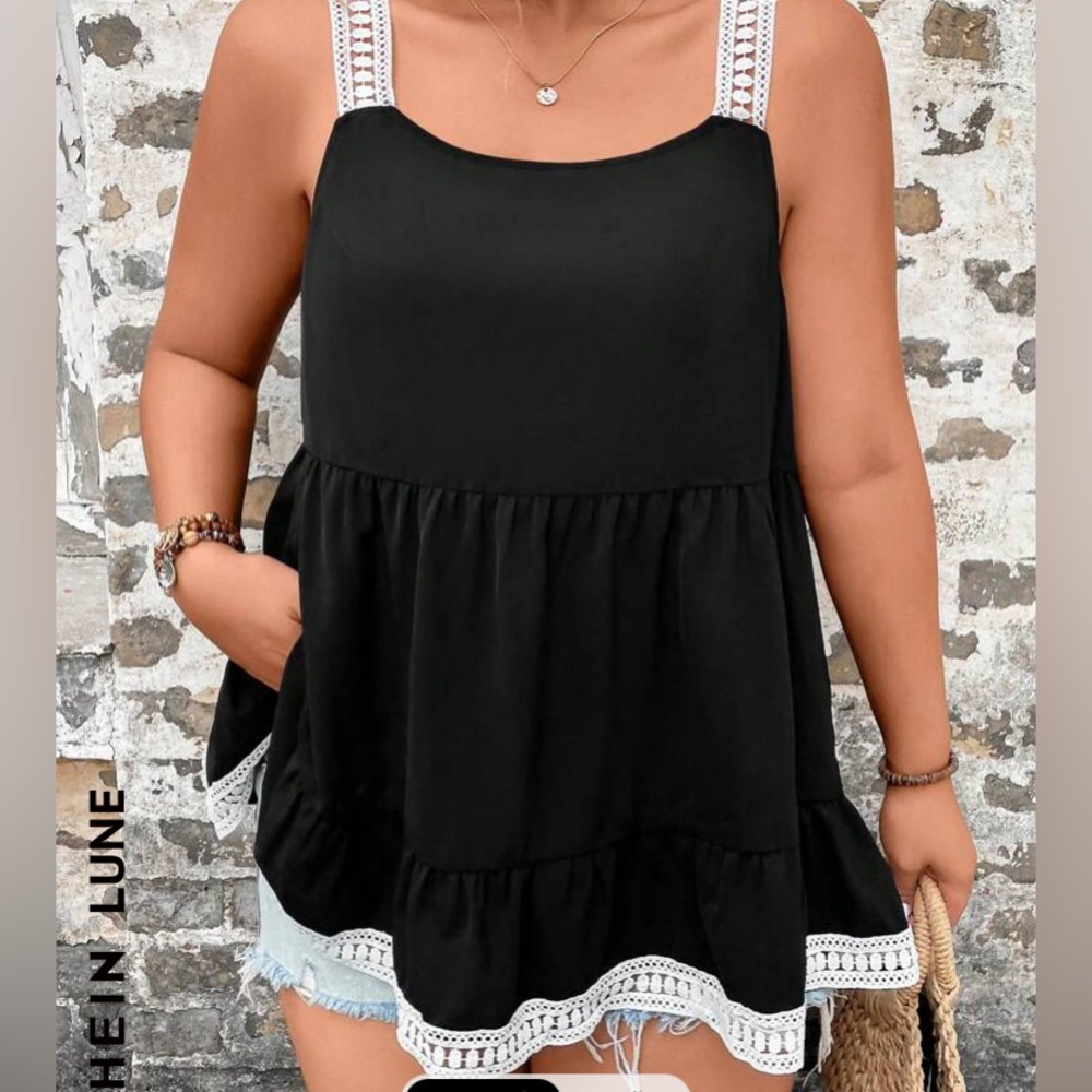 NWOT Shein Lune Curve black flowy top with lace sleeves size 1XL